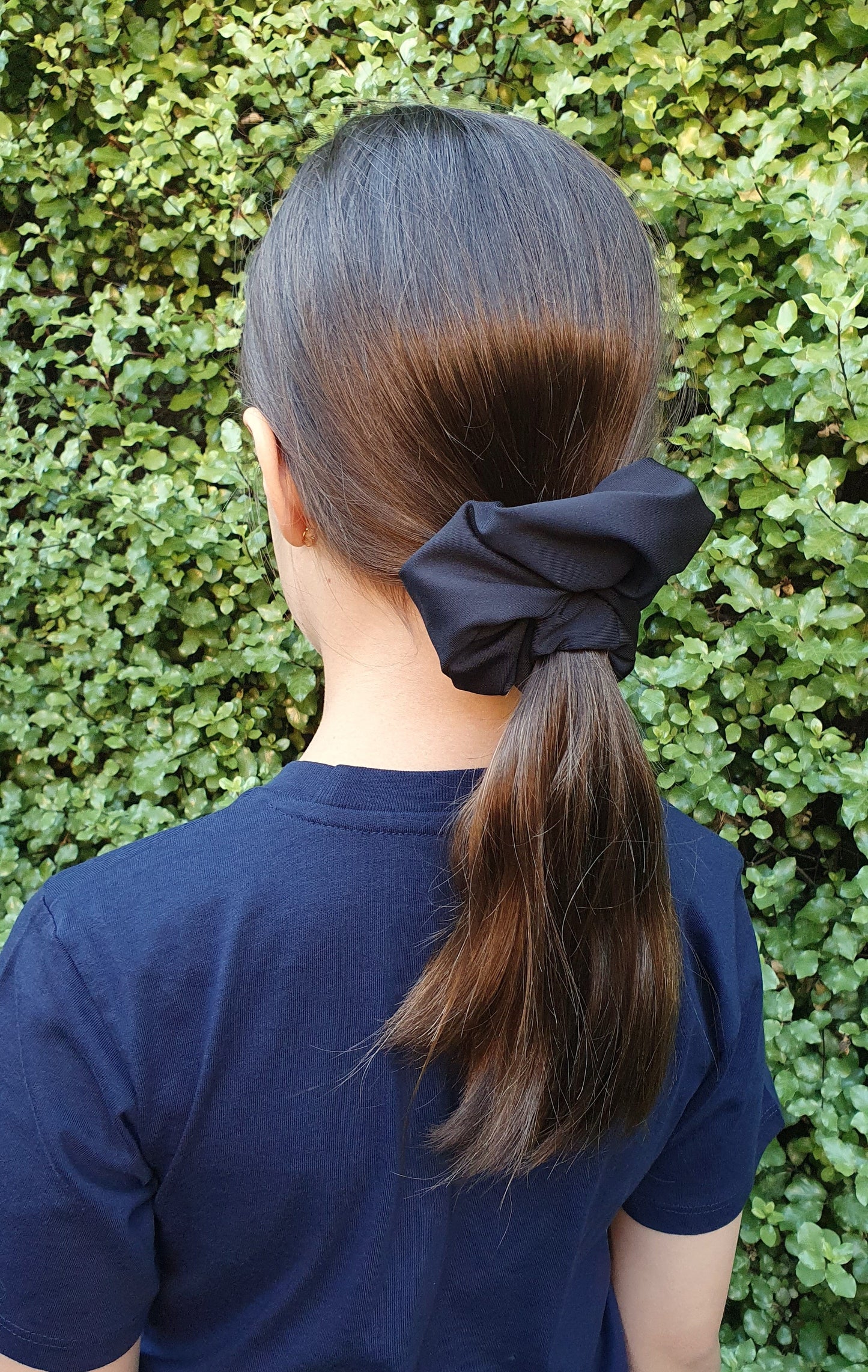 Sample Room X Wildlife Victoria - Scrunchie - Black